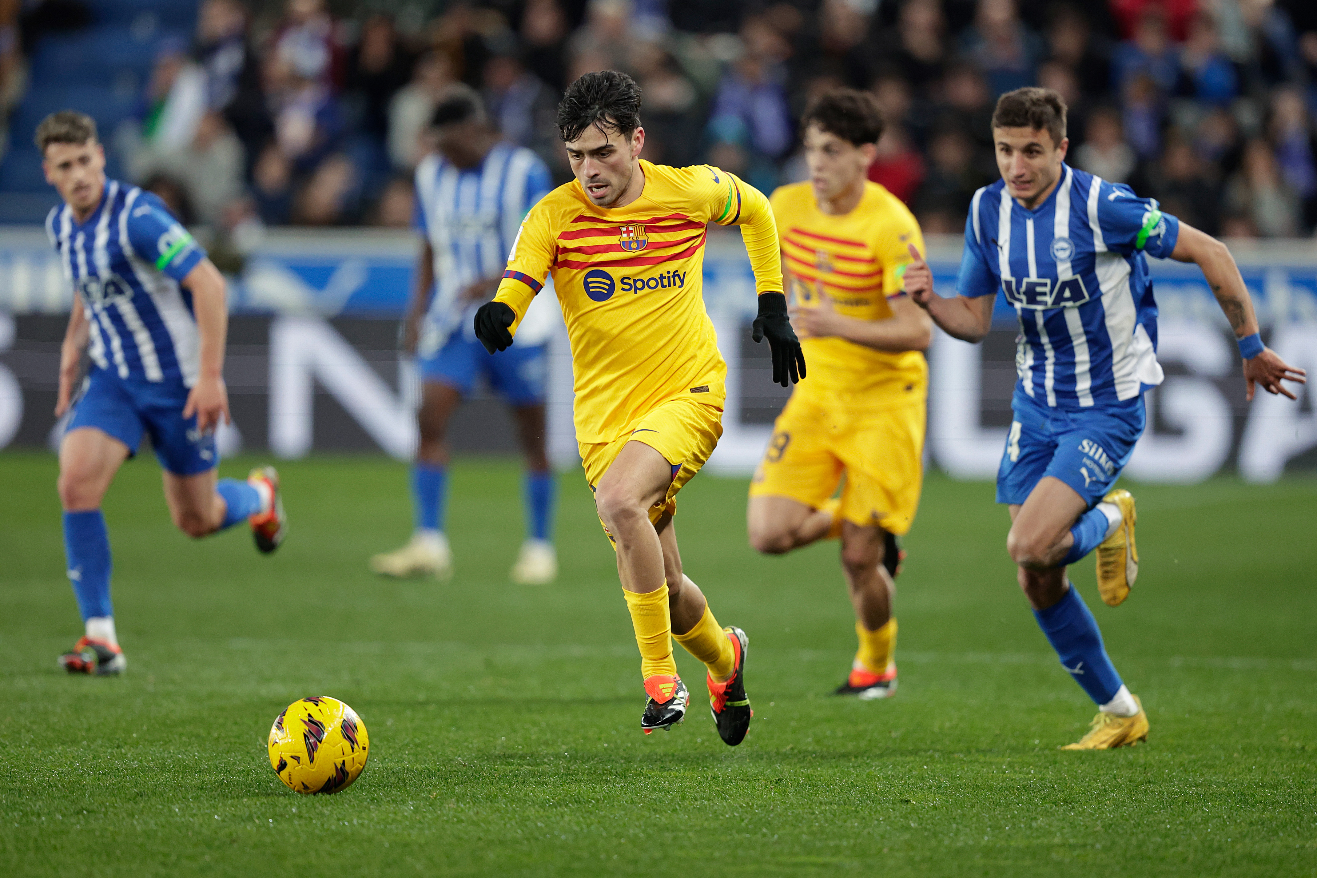 Deportivo Alaves v FC Barcelona - LaLiga EA Sports